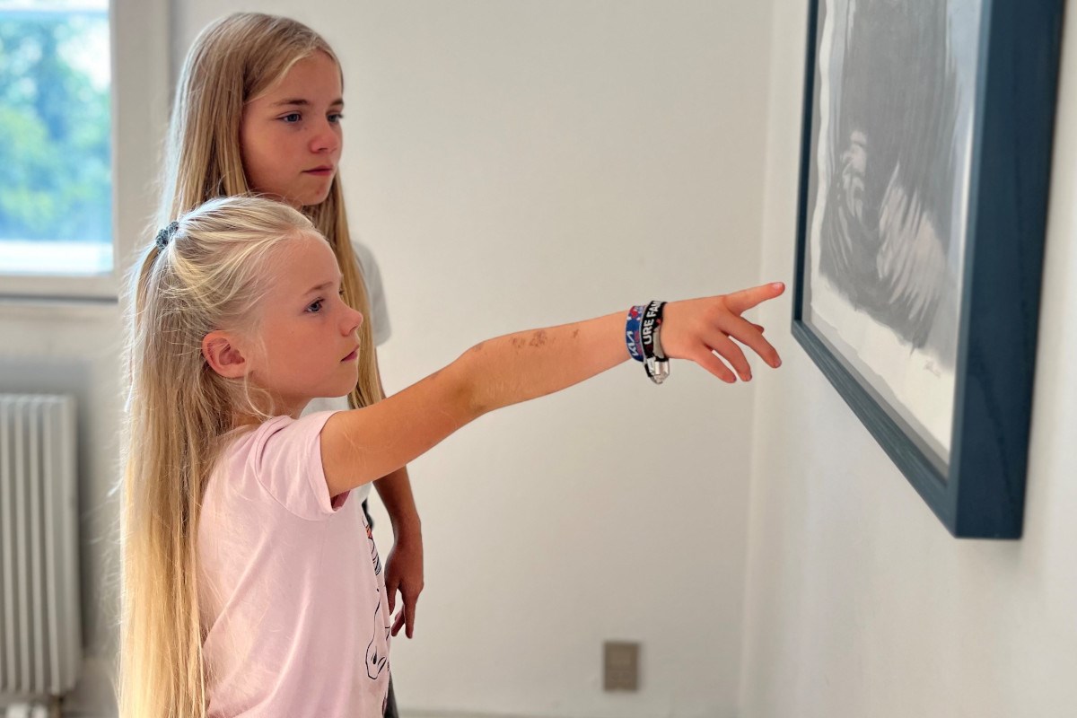 Familieomvisning i kunstudstillingen "Bjørn Magnussen - Intuition Revolution"