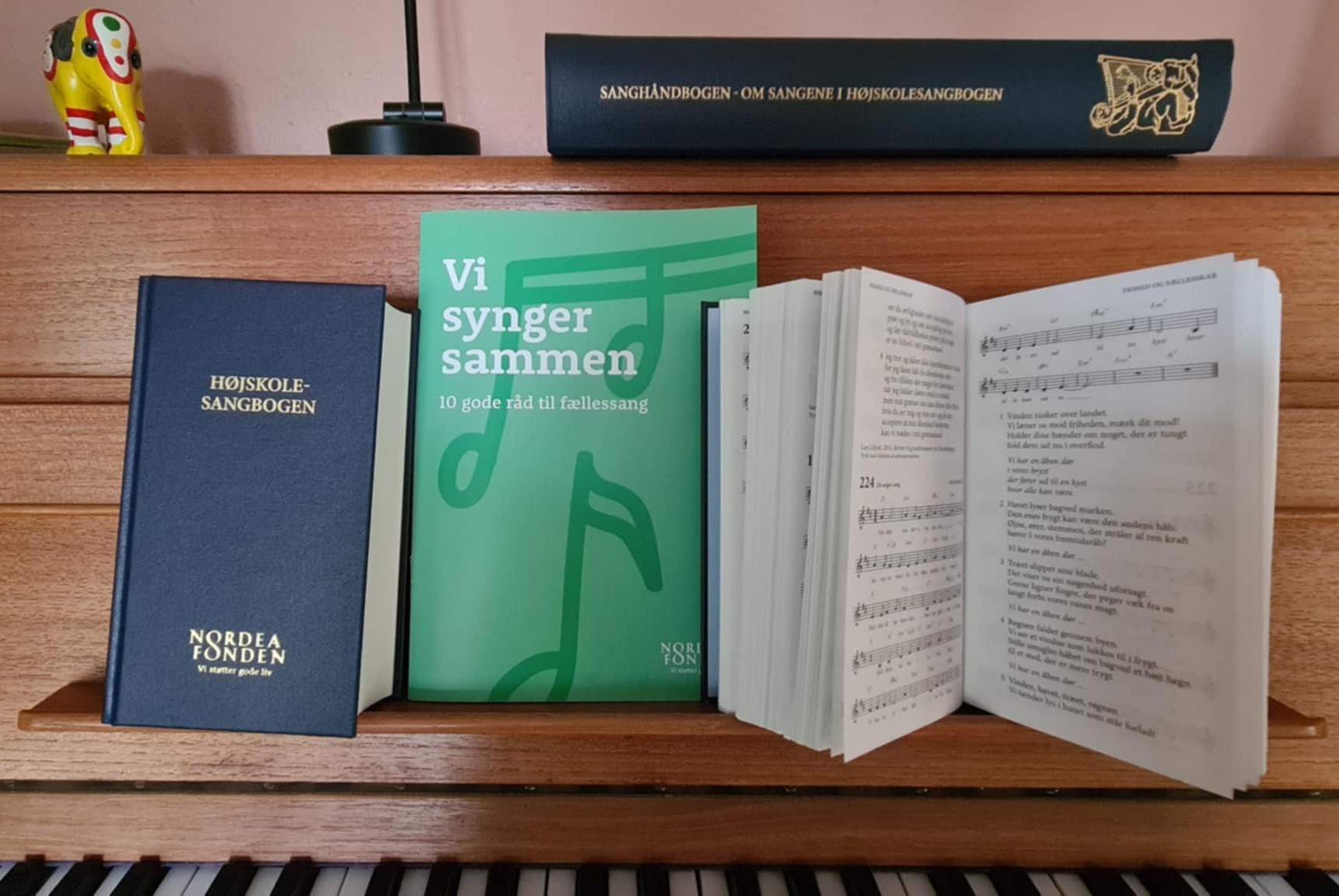 Vi synger nye højskolesange i Visby