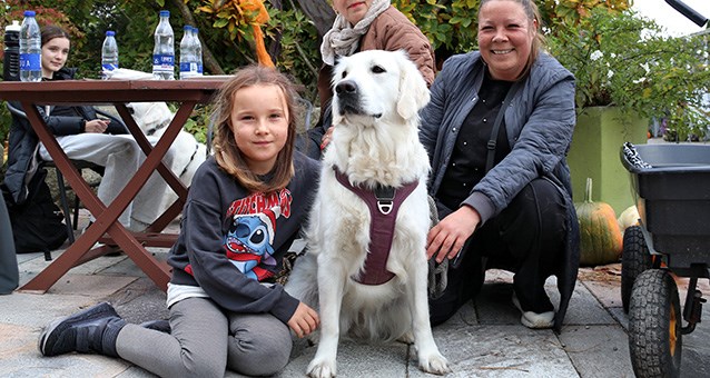 Hundedag til Halloween i Birkegårdens Haver