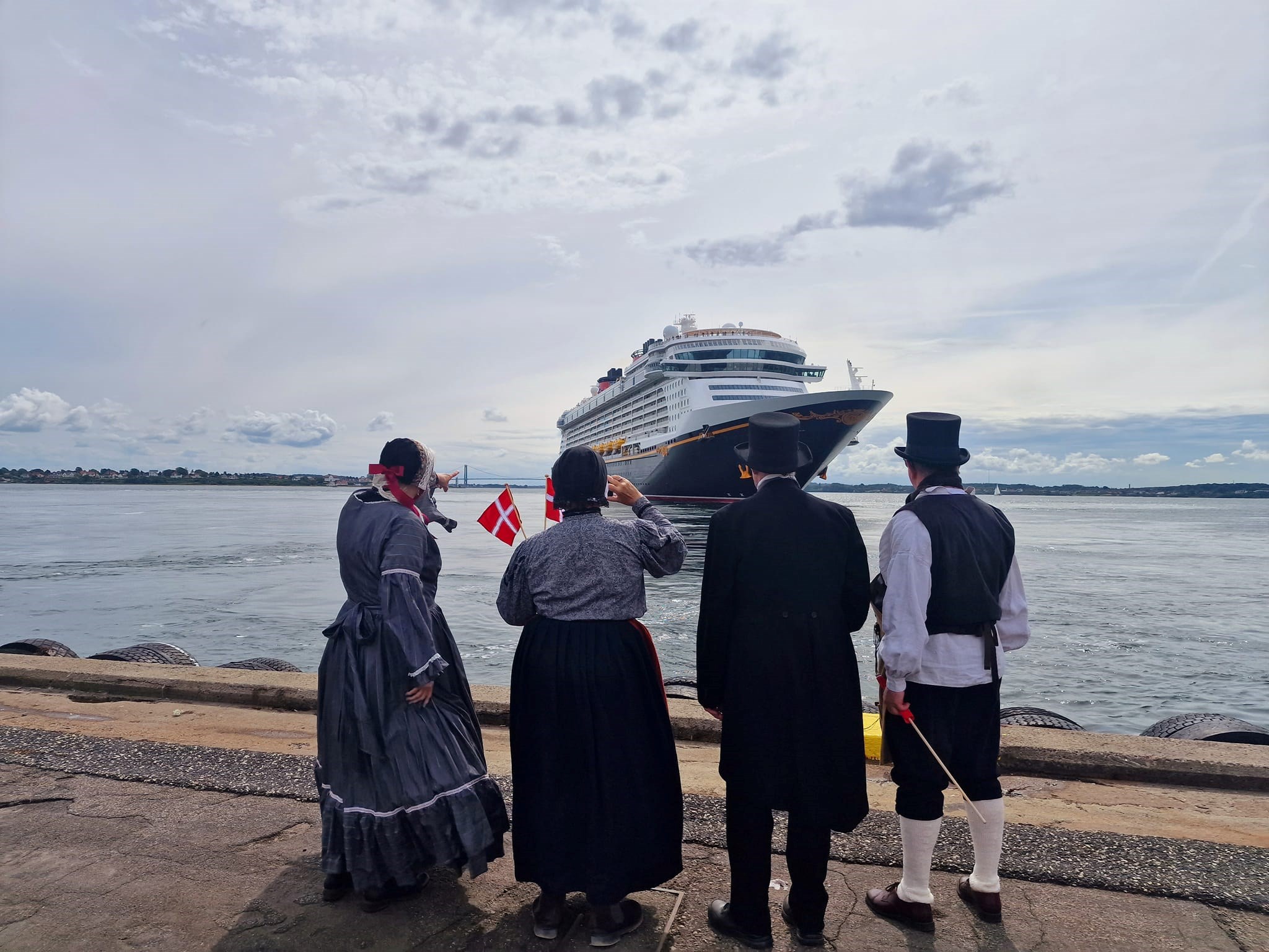 Krydstogtanløb: Ambassador