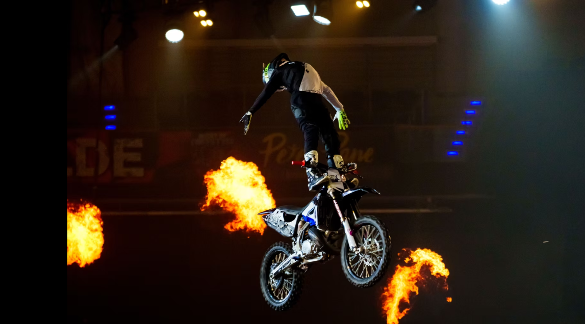 Stunt Show med Alex Porsing