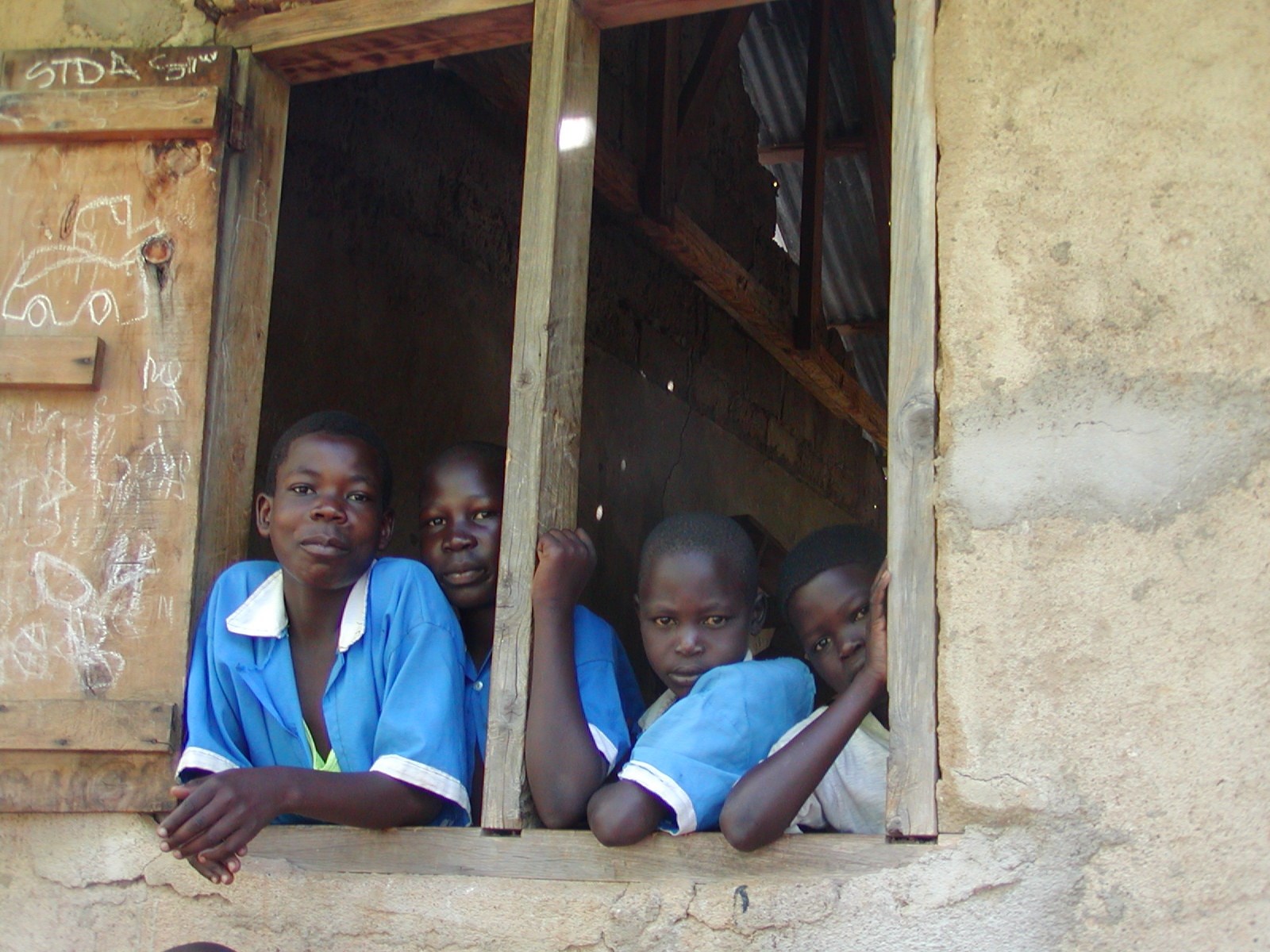 Tre uger i en lerhytte. v/ Janne Hansen