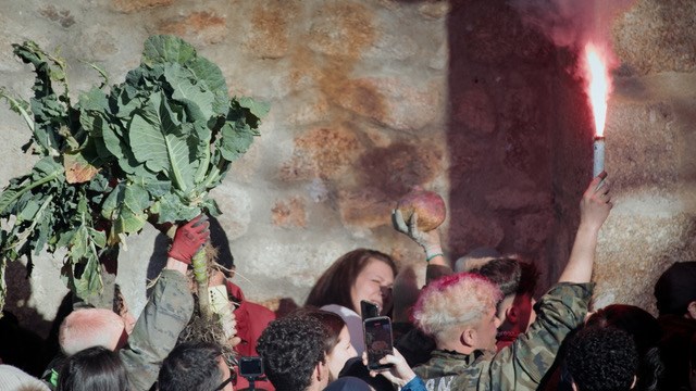 Kunsthal Thy: Fernisering på soloudstillingen "Surge" med Yalda Afsah