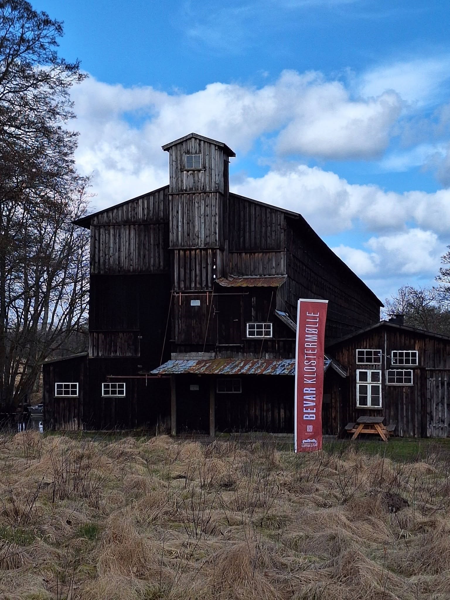 Søndagscafé på Klostermølle ved Mossø