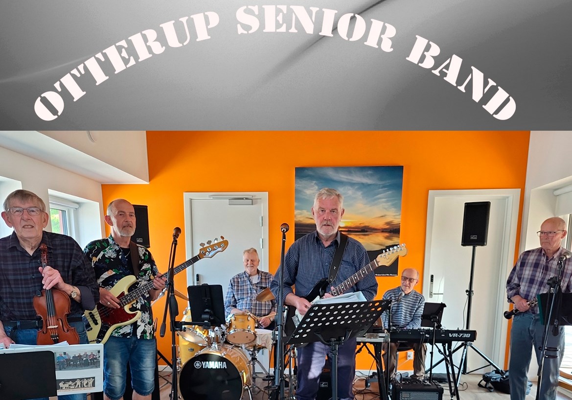 Otterup Senior Band underholder med sang og musik