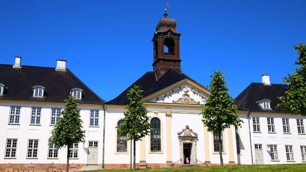 Fredensborg Slotskirkes Pigekors Julekoncert - "Når sneen falder på"