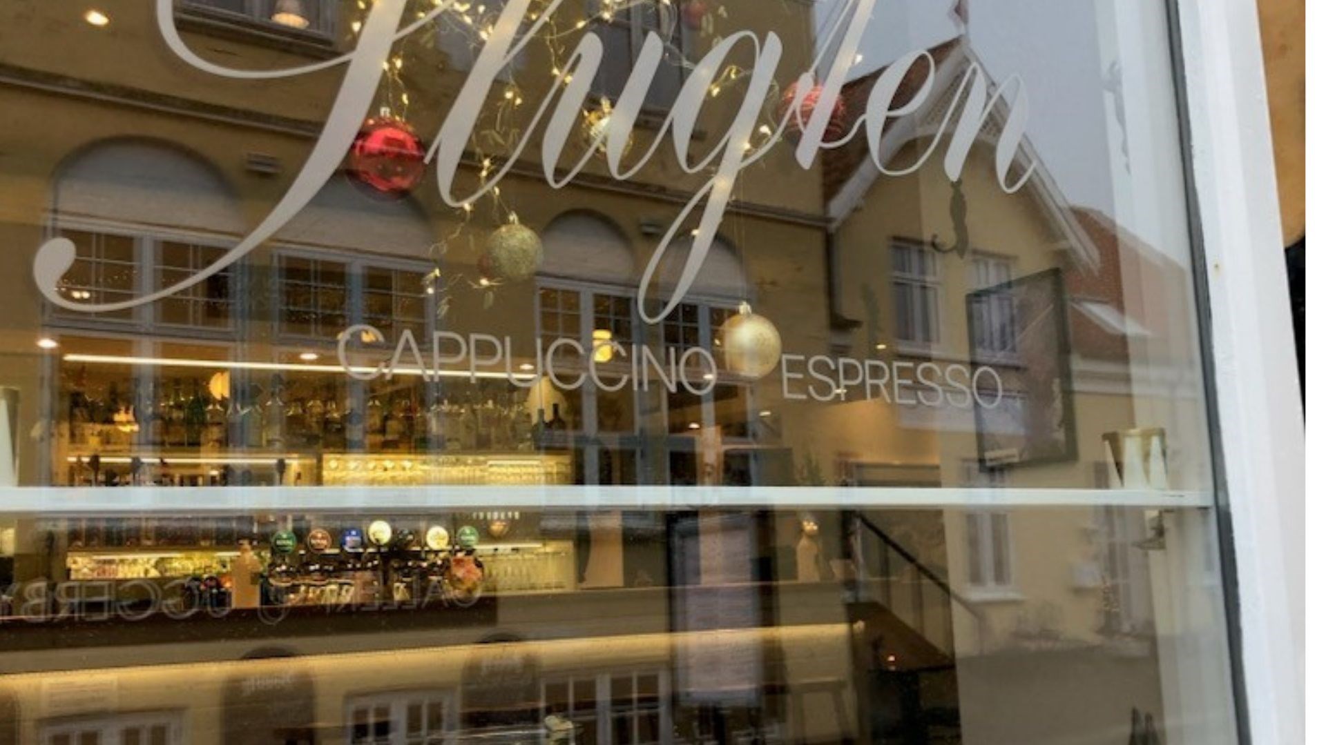 Café Slugten - livemusik- Biver, Vest & Nør