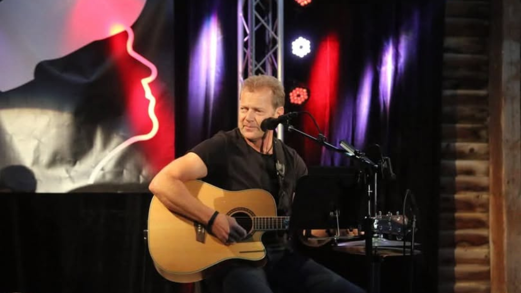 Live Musik Med Lars Lindbjerg På Lønstrup Camping