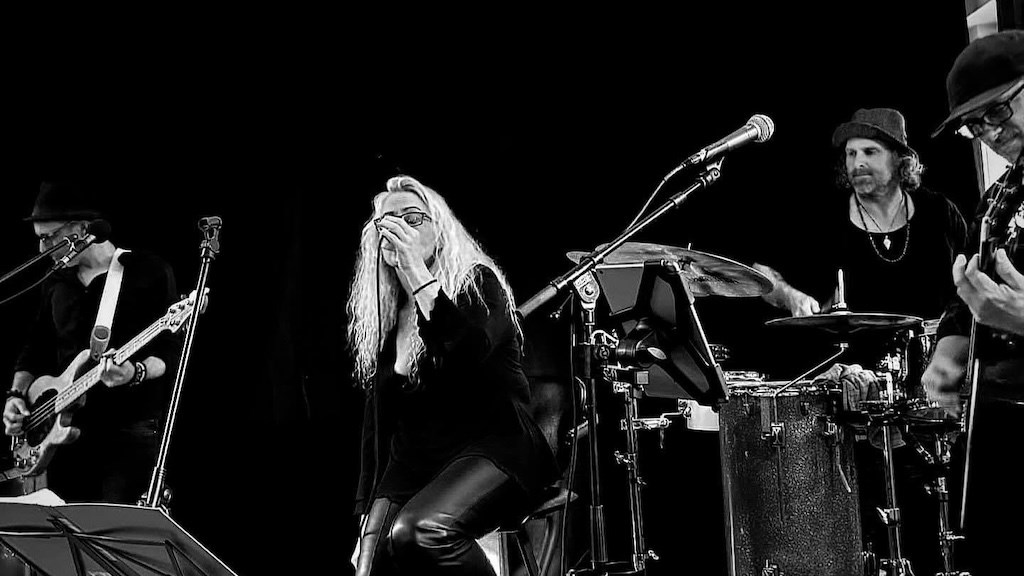 Charlotte Mai Band live på Café Gaflen