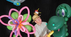 Fødselsdagsfest i Ballonjunglen - Hvinningdal Kirke fylder 3 år