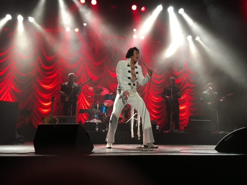 " elvis on my mind "