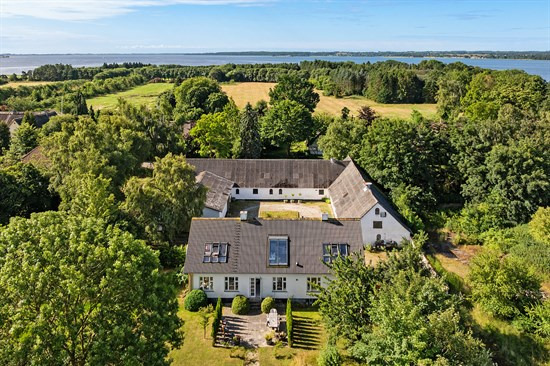 Top 6 over dyreste boliger til salg i Præstø. Priser op til 12.995.000 kr