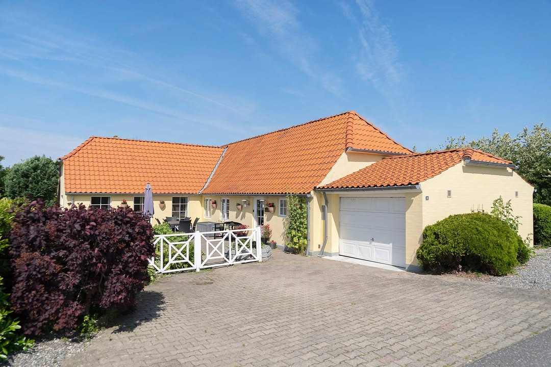 Indbydende villa til salg i landlige omgivelser hos EDC Hurup Thy