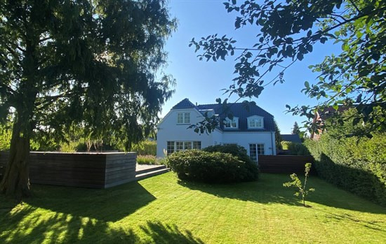 Drømmer du om luksus? Se Køge kommune dyreste bolig til 12,8  mio. kroner på Flindts Vænge 8 og flere topadresser!