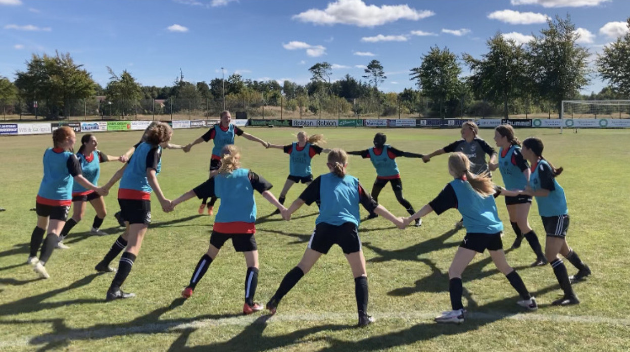 Villadsens venstrefod viser vejen for BI-pigerne