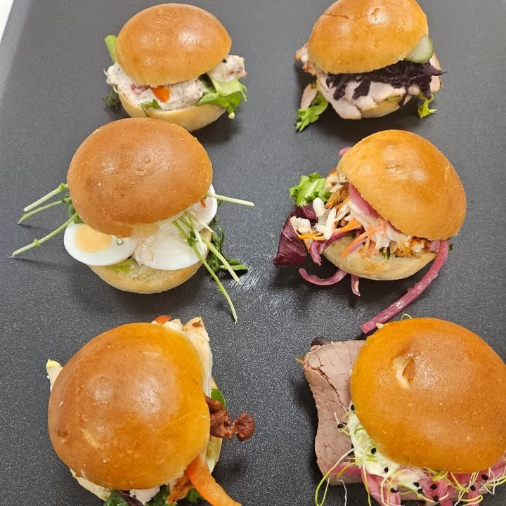 Sliders klar til håndboldkampen hos SuperBrugsen Dronninglund: Bestil nu!