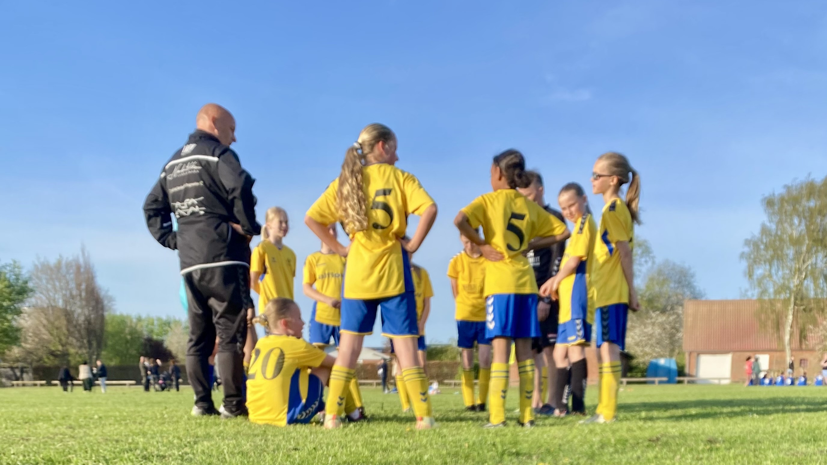 Stærk præstation af Lunderskov B U12 Piger i dramatisk uafgjort mod Uldum IF