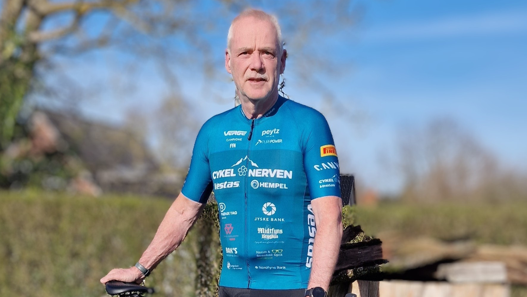 Cykling og Tour de France som Henriks vigtige våben mod sin kones kroniske sygdom