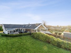 Er Strandagervej 16 i Jyllinge drømmehjemmet? Se de dyreste boliger til salg nu for op til 9,295 mio. kroner