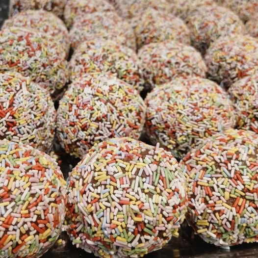 Løgstørvejens Bageri fejrer med trøffelkugler til fem kroner tirsdag 11/11