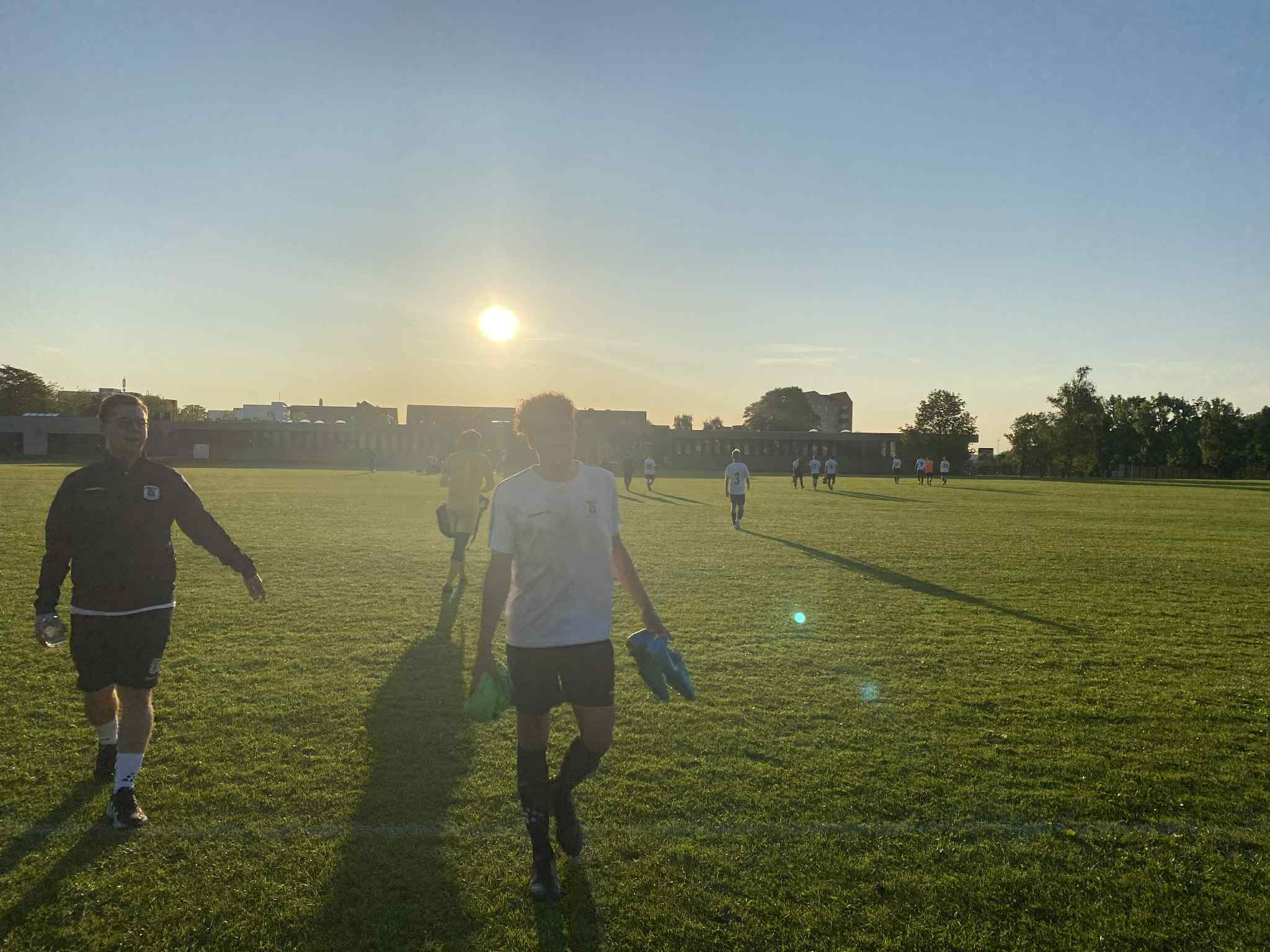 "No one can stop us": AGF Herrer Serie 4 sejrer over FC Royal trods grel græs