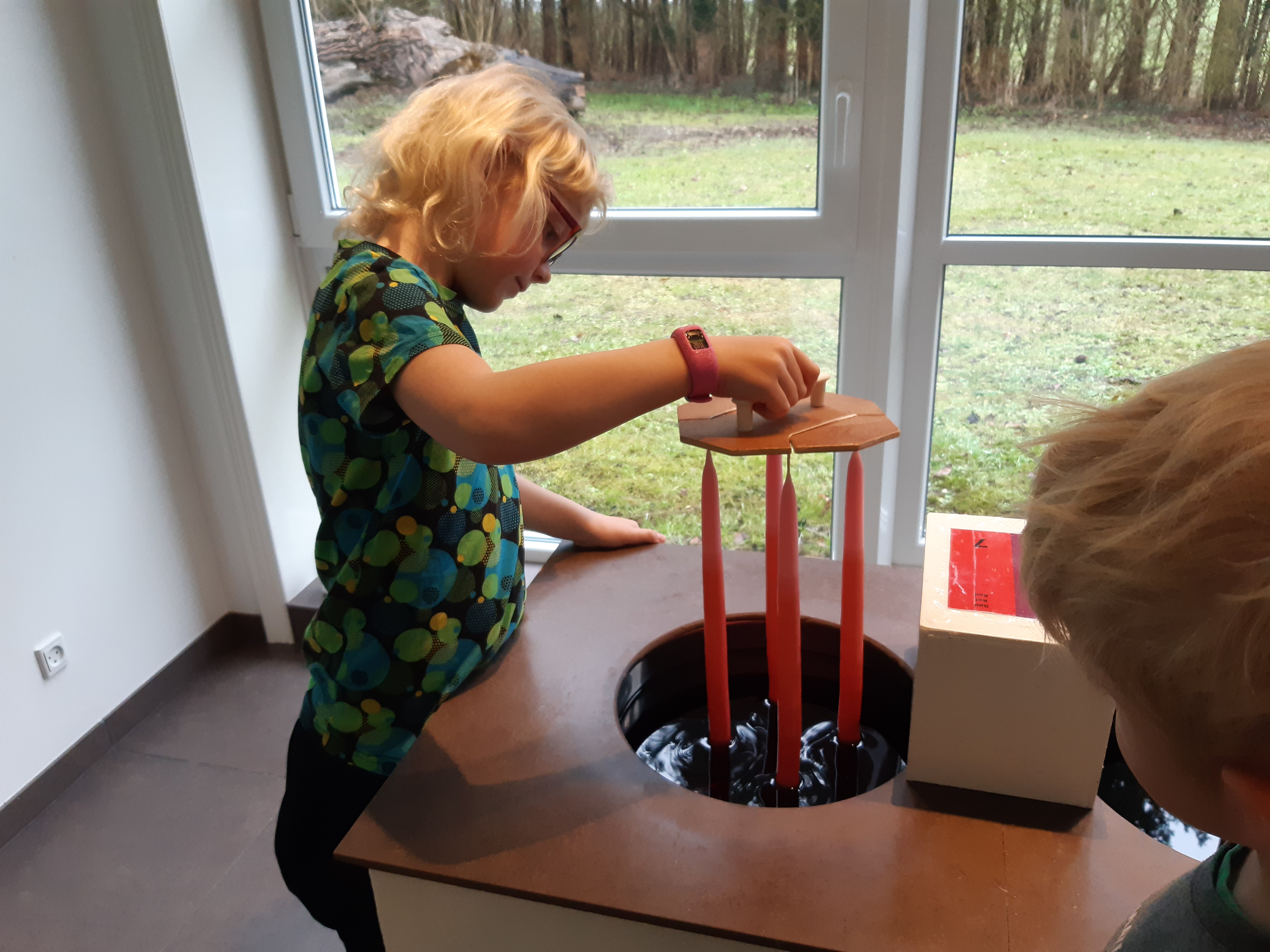 Kreativ hygge med lysdypning på Aagaardens Lys - café