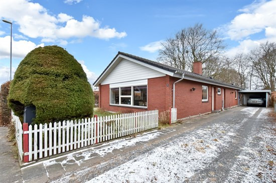 Fuglebakken 15 er til salg for kun 495.000 kr.: Se de billigste boliger til salg i Give her