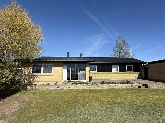 Store Lyngbyvej 21 er til salg for kun 1.395.000 kr.: Se de billigste boliger til salg i Skævinge her