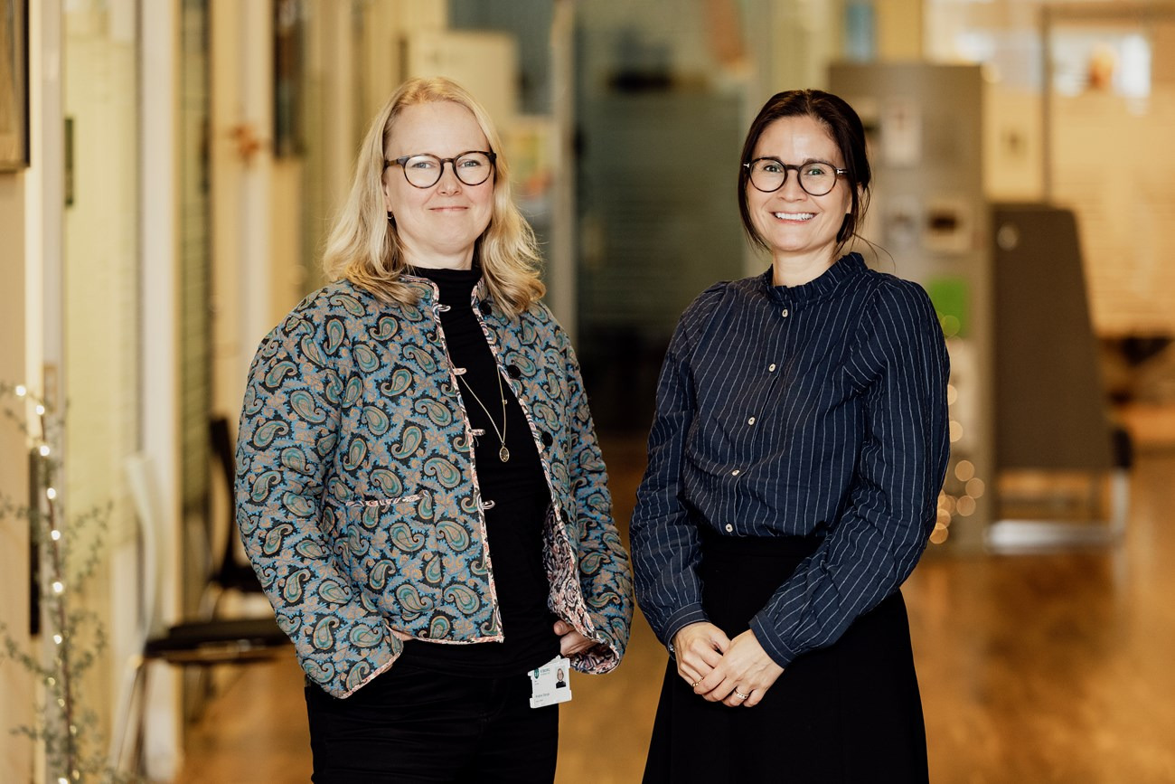 Tegnefilm under træet