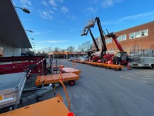 Stark Holstebro fremhæver fordelene ved at leje udstyr gennem deres udlejningsservice