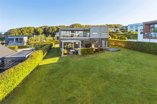 Top 6 over dyreste boliger til salg i Nibe. Priser op til 7.745.000 kr