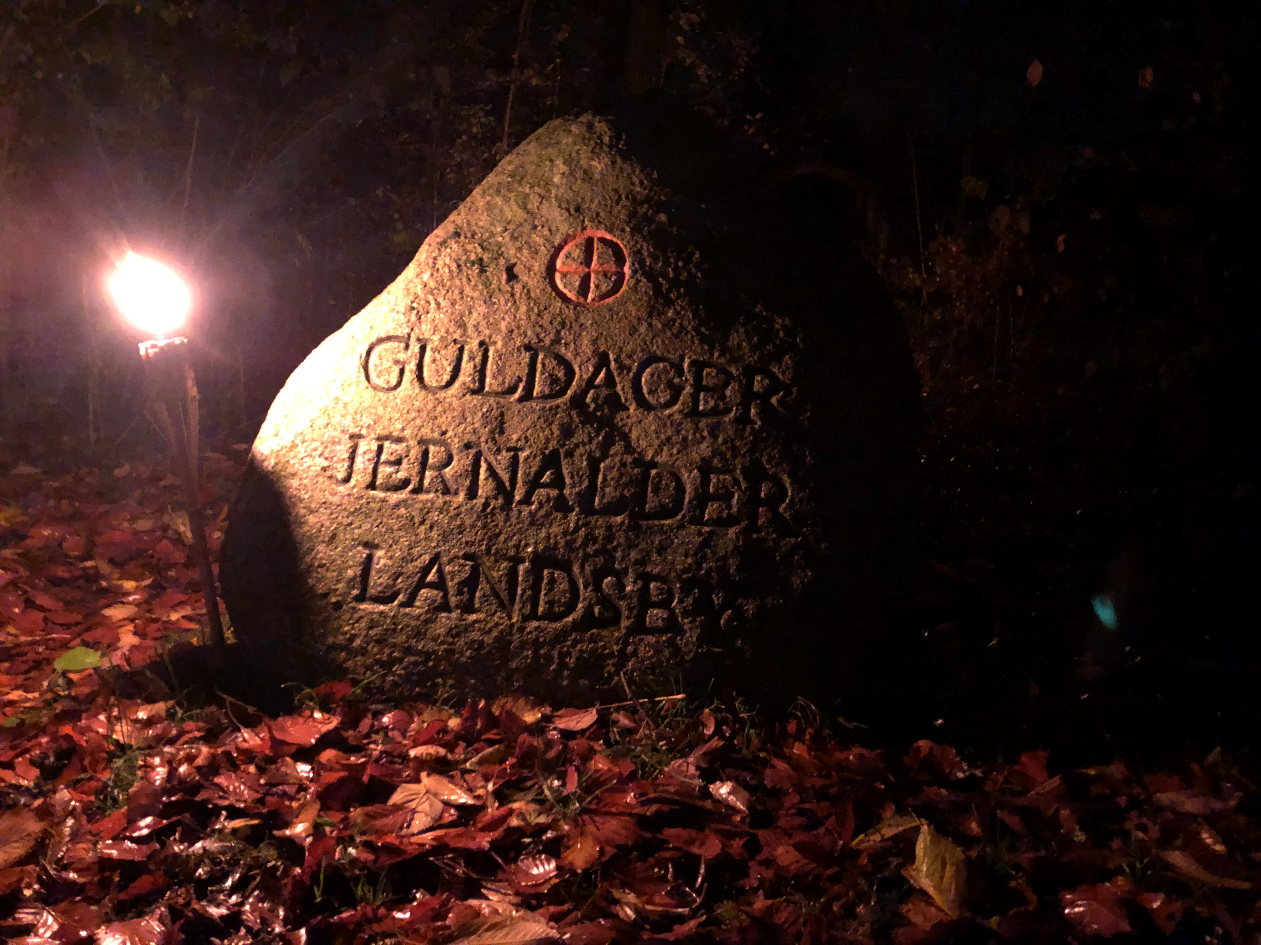 Oplev en nat i jernalderen i Guldager Plantage