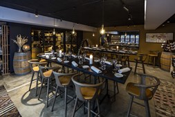 En eksklusiv aften i Kongebrogaarden: Gastronomi og vin i perfekt harmoni
