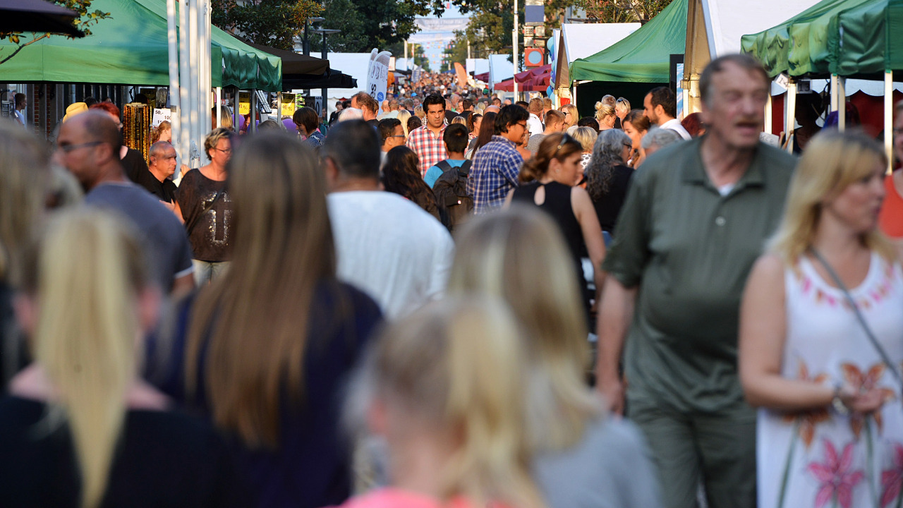 Late Night i Esbjerg: En festlig aften for hele familien