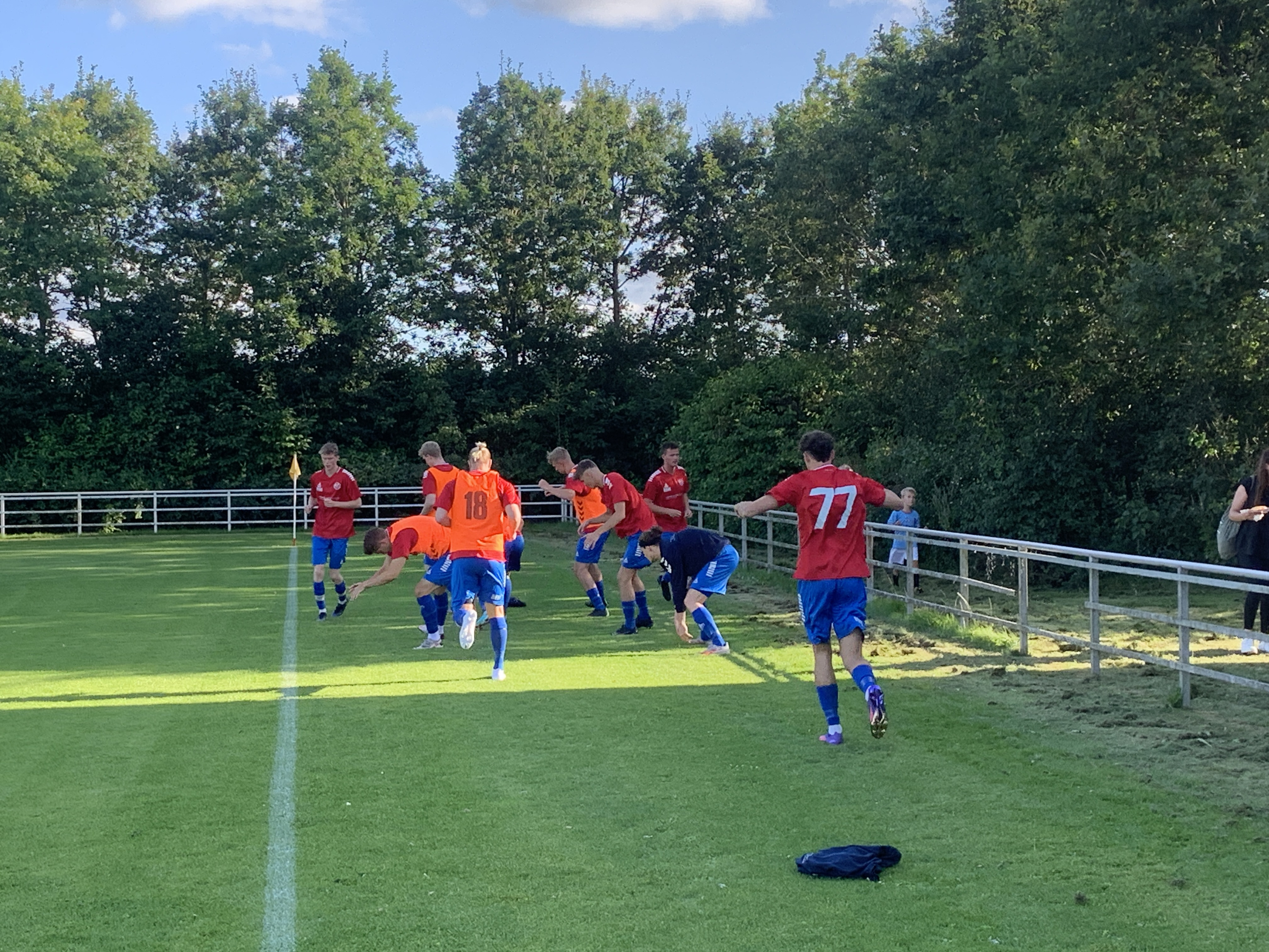 Hammel GF kæmper sig til uafgjort mod FC Silkeborg: Comeback og drama på hjemmebanen