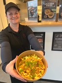 Kylling & Co tilbyder loaded fries med kylling til kun 49 kr i dag