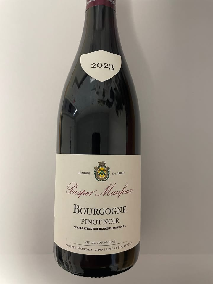 Eksklusiv Bourgogne Pinot Noir på tilbud hos Meny Randers: Bestil nu og afhent i weekenden
