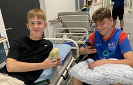 Brækket håndled, fibersprængning og hjernerystelse: FC Salling sled sig tilbage i hård kamp