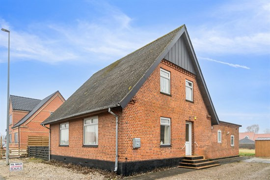 Auningvej 23 er til salg for kun 275.000 kr.: Se de billigste boliger til salg i Auning her