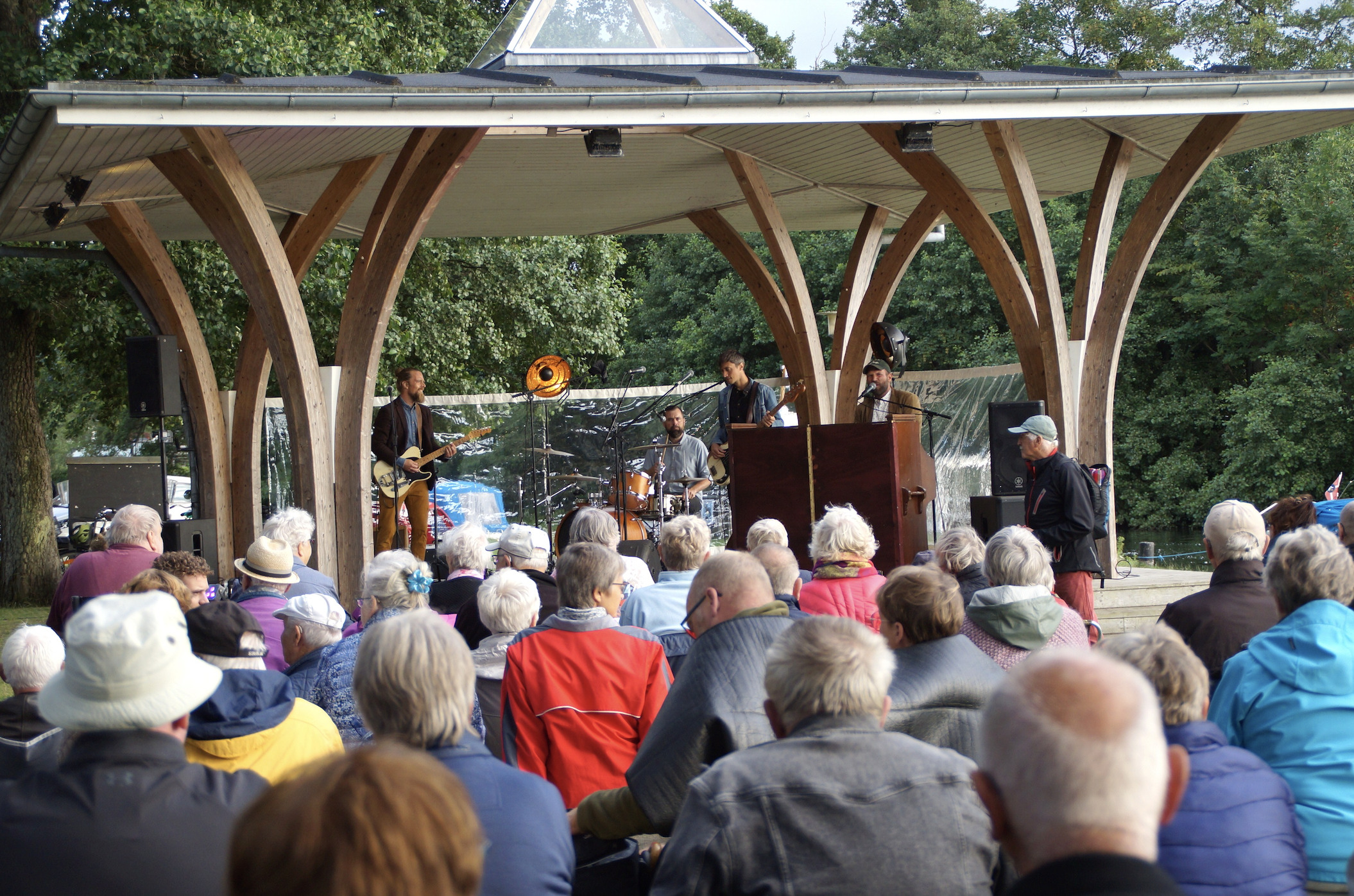500 til 70’er musik på havnen i Ry