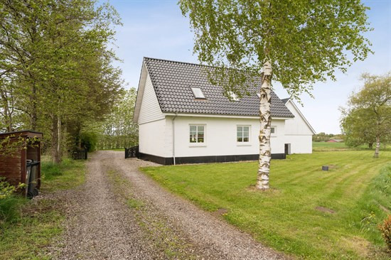 For 1.695.000 kr Amtsvejen 51 - Se priserne på de dyreste boliger til salg i Spentrup