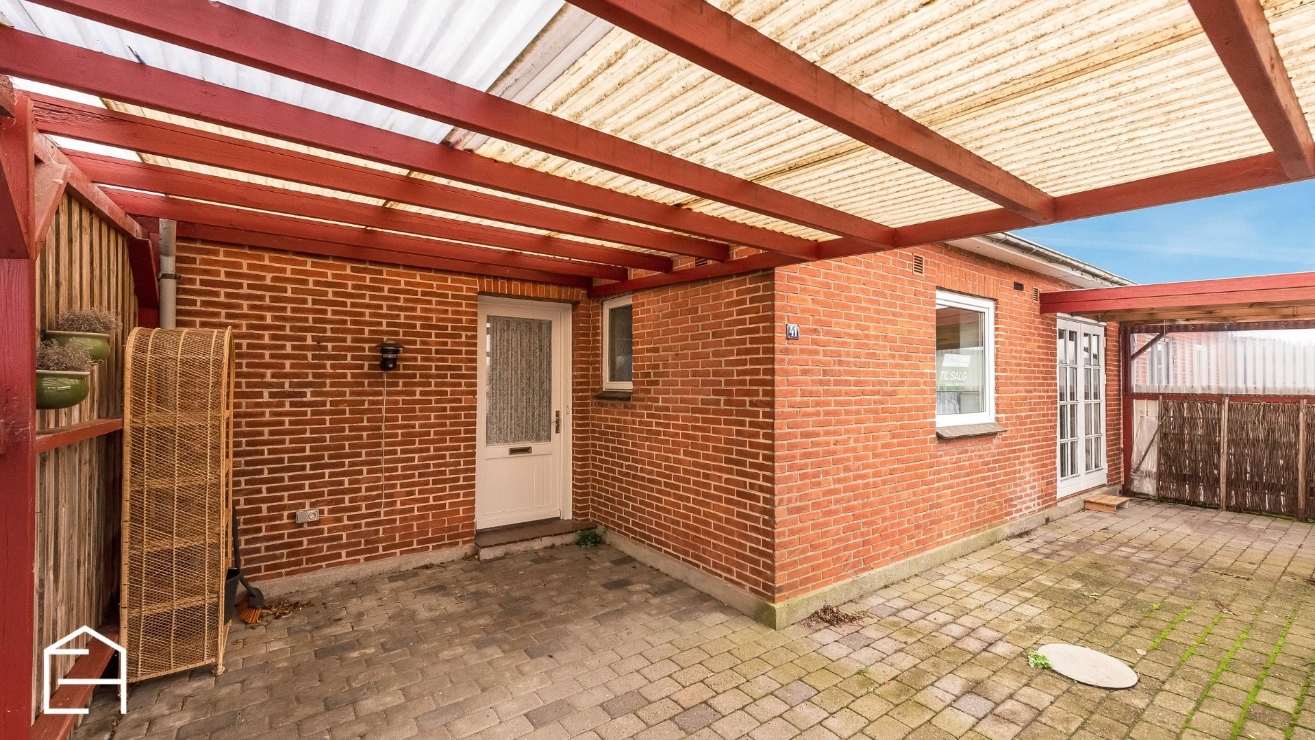 Ejenholm Bolig & Erhverv præsenterer: Nyt enderækkehus i Tønder til salg