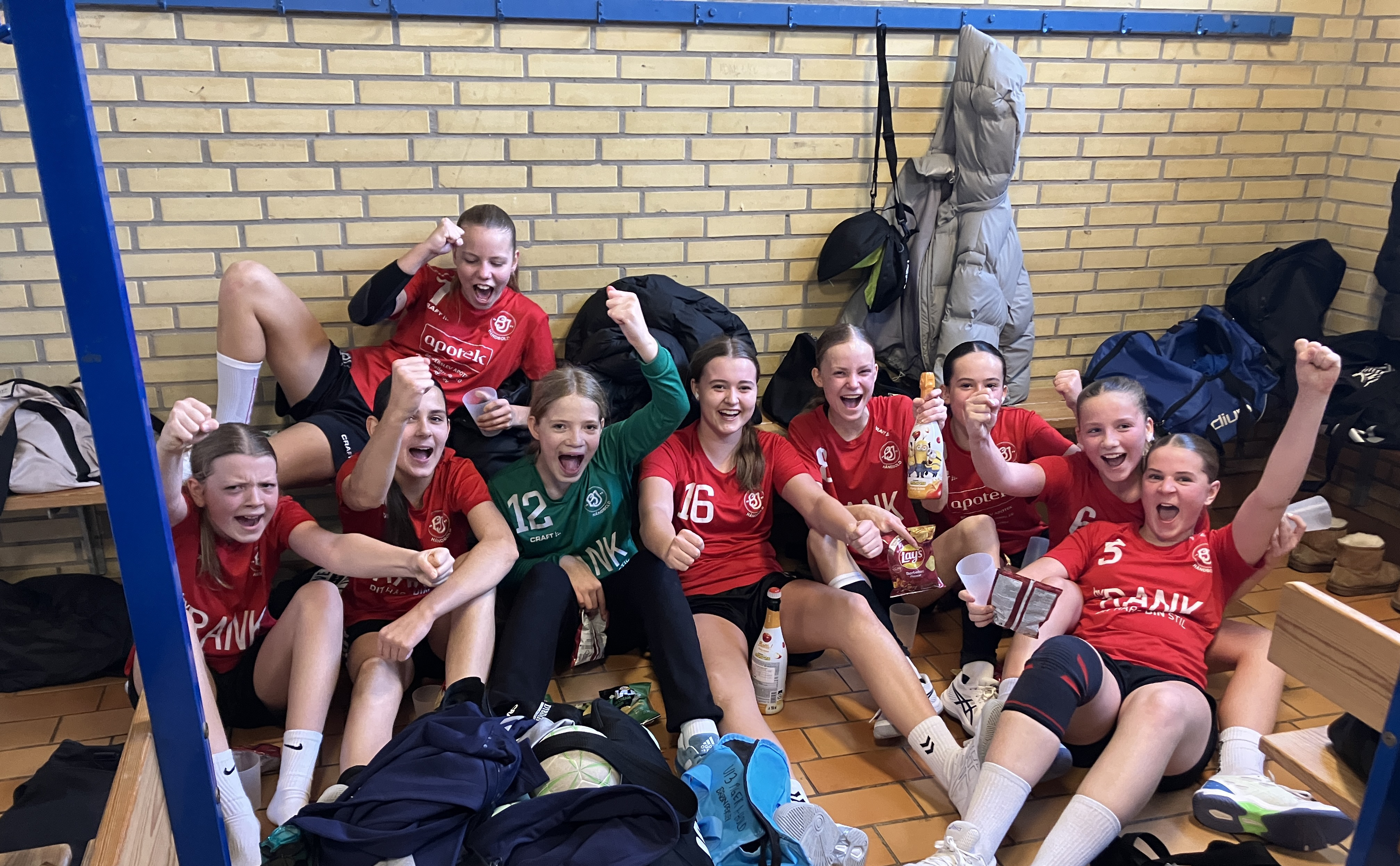 Brønderslevs U-13 piger slutter efterårssæsonen ubesejret med sejr over Dronninglund