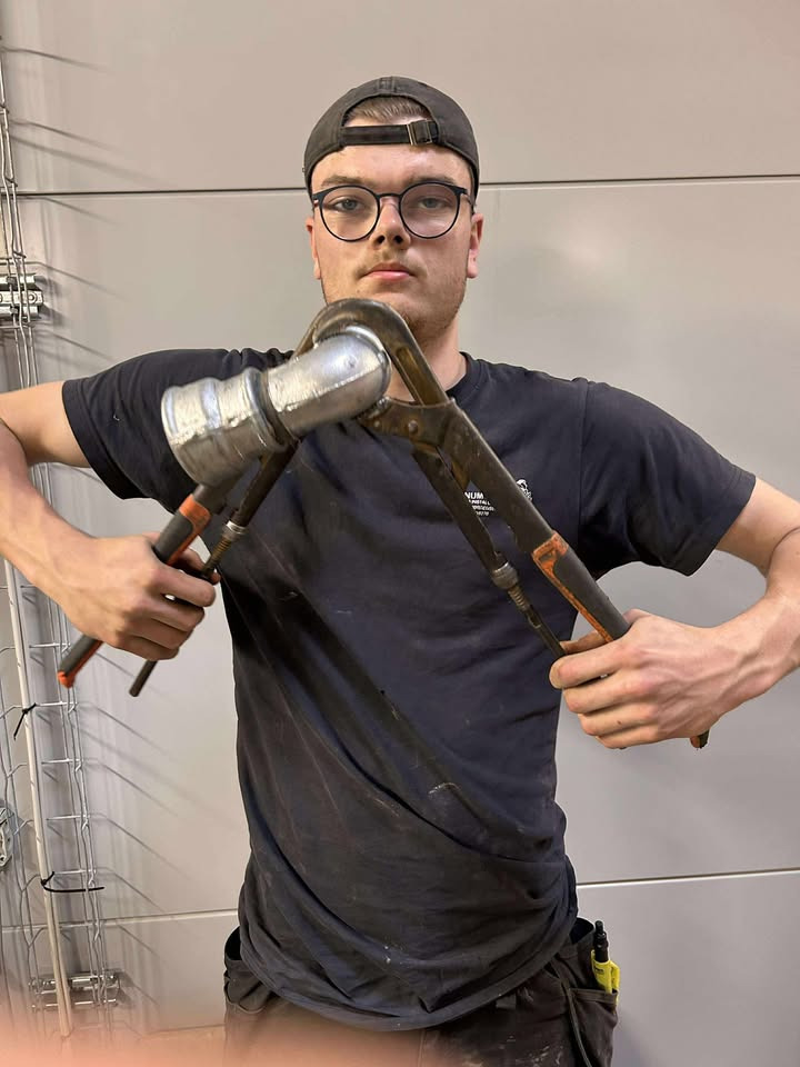 Stenum VVS flytter stort oliefyr til ny betonværk i Brønderslev