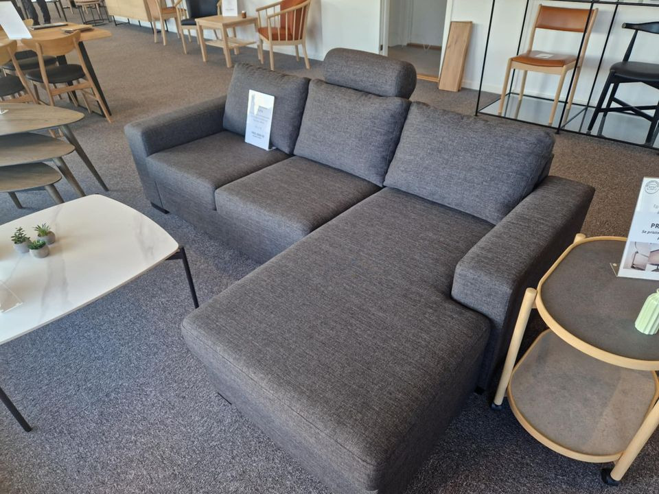 Hovelind Møbler tilbyder udstillingsmodel af chaiselong sofa til skarp pris