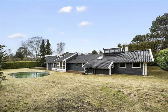 Lystrupvej 48 er til salg for kun 1.795.000 kr.: Se de billigste boliger til salg i Slangerup her