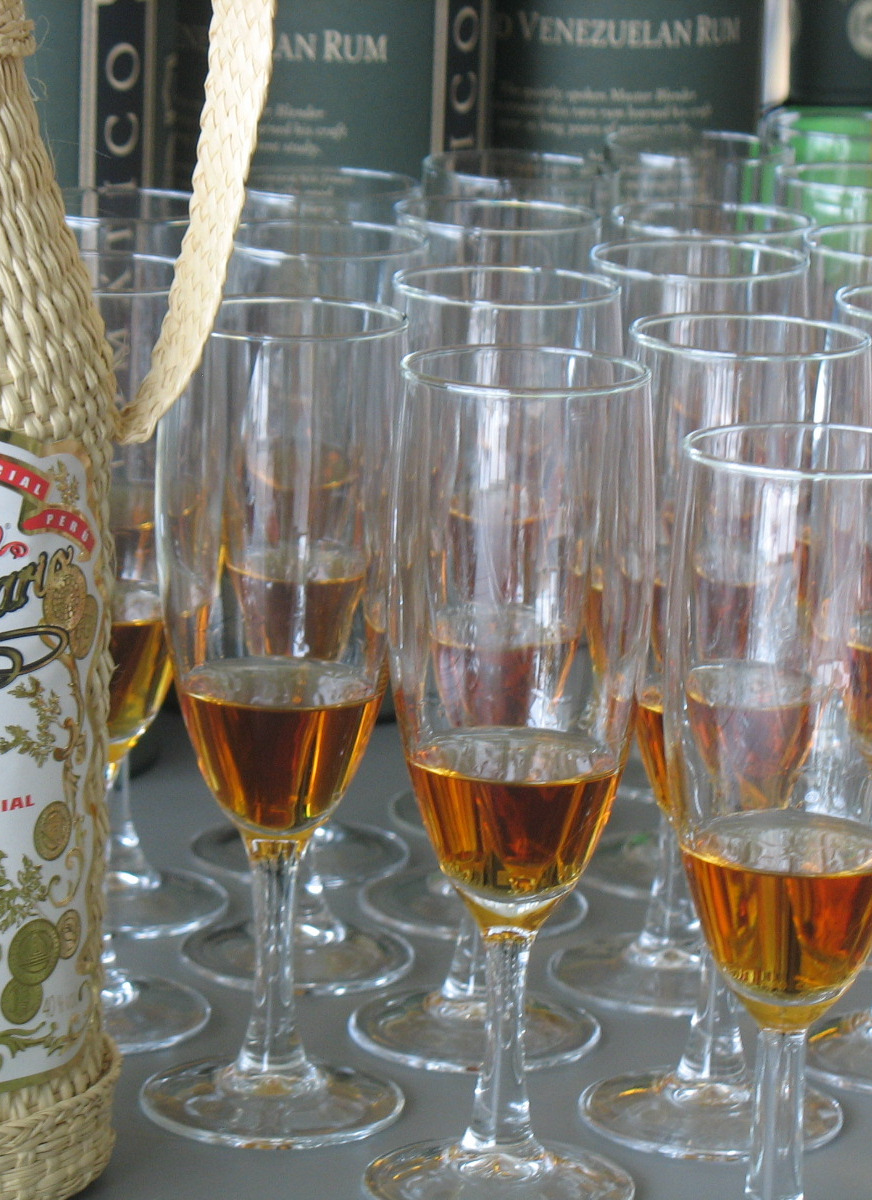 Tag på en rejse til Caribien med romsmagning i Dragør