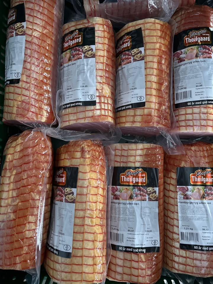 Min Købmand i Asp tilbyder kæmpe hamburgerryg til kun 100 kr.