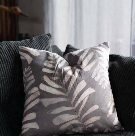 Nye puder i Farvebøtten Brønderslev – perfekte til julegaveidéer i dag 9-13