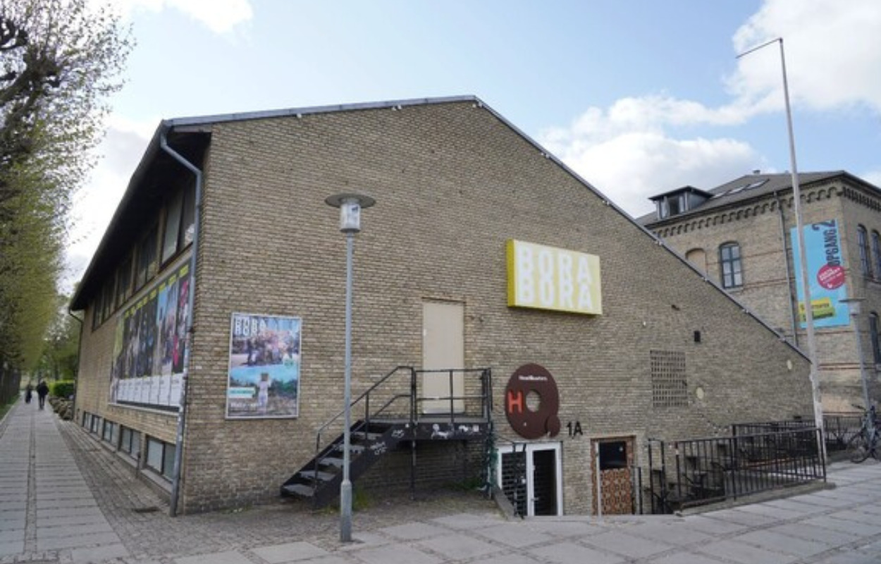 To mulige placeringer af dansescenen Bora Bora skal undersøges